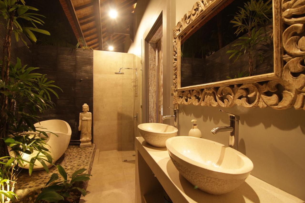 Bamboo Moon Villas Sanur  Exterior photo